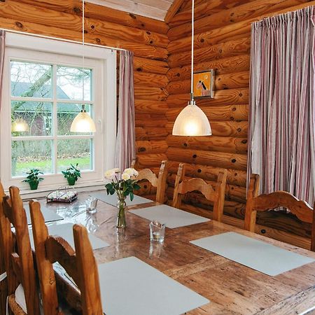 6 Person Holiday Home In Hovborg Eksteriør billede