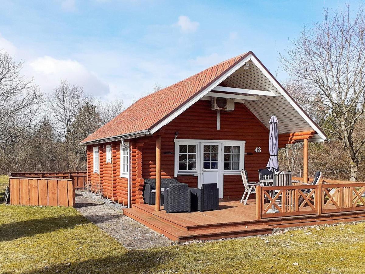 6 Person Holiday Home In Hovborg Eksteriør billede