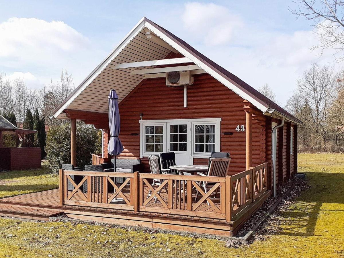 6 Person Holiday Home In Hovborg Eksteriør billede